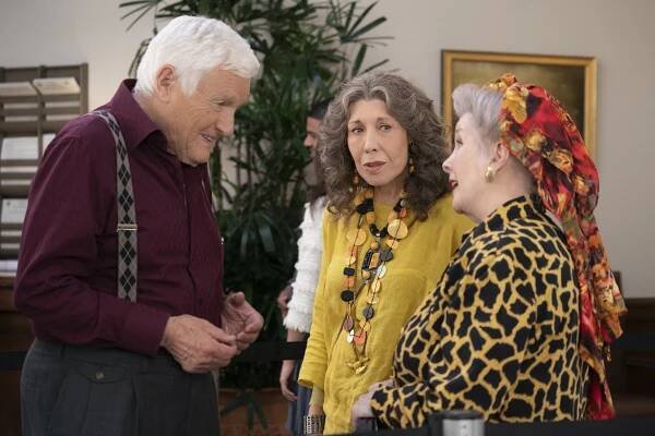Grace a Frankie - Vůně - Z filmu - Orson Bean, Lily Tomlin, Millicent Martin