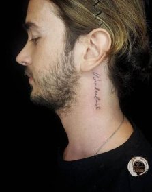 70+ nejúžasnějších mužských tetování krku (aktualizováno 2022)
