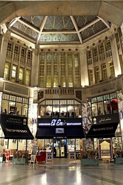 Soubor:Palác Koruna pasáž atrium 1.jpg