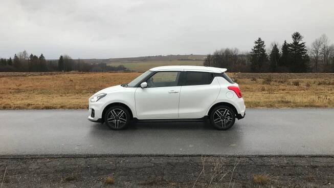 2022 Suzuki Swift Sport 1.4 BoosterJet Hybrid test recenzia skúsenosti