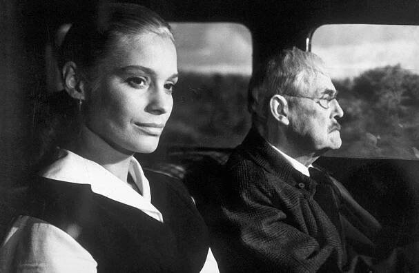 Ingrid Thulin and Victor Sjöström in Wild Strawberries