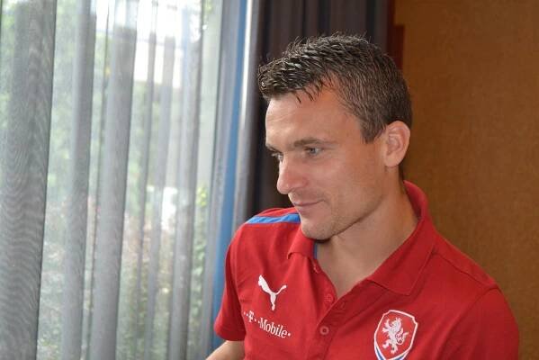 Petr Čech byl sesazen z trůnu. Fotbalistou roku 2014 je David Lafata