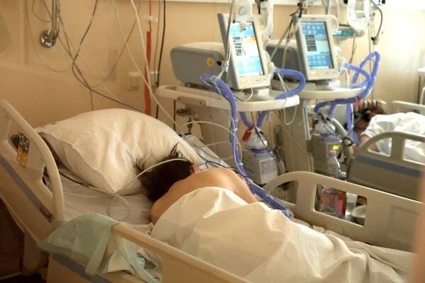 Máma (28) se v těhotenství nakazila koronavirem: Dceru porodila o 14 týdnů dřív!