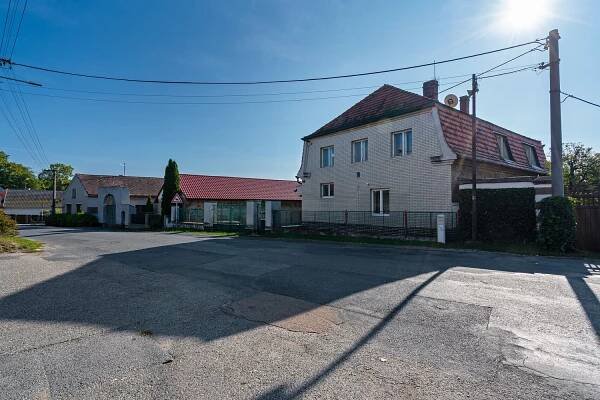 Prodej domů, N1: Bolevec => Panasonic | Mapio.cz