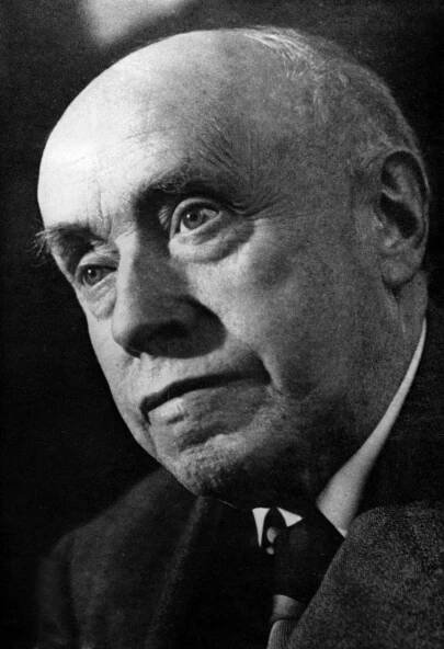 Black-and-white headshot of Georges Rouault in older age.