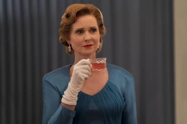 Ratchedová - Taneční večírek - Z filmu - Cynthia Nixon