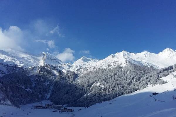 Landhaus Mader Hintertux Ausblick vom Apartment