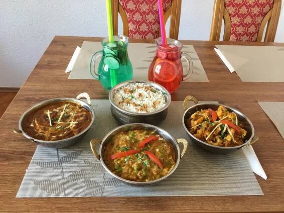 Vegetariánské či kuřecí indické menu: Rajma Masala i South Indian Chi Masala