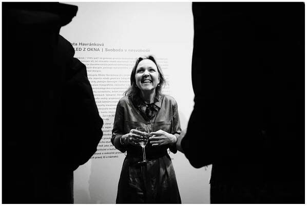 Pohledy z okna Miloty Havránkové v Leica Gallery Prague | Praha 1