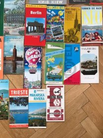 32x mapa – Moskva, Kyjev, Bajkal, Kavkaz, Stockholm, Berlín a další - Knihy a časopisy