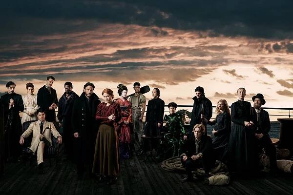 Géniové, kteří stojí za napínavým německým originálem Dark od Netflixu, mají na svědomí nejnovější mysteriózní hit 1899. Možná vás po zhlédnutí všech 8 dílů zajímá, zda se seriál 1899 dočká i 2. série.