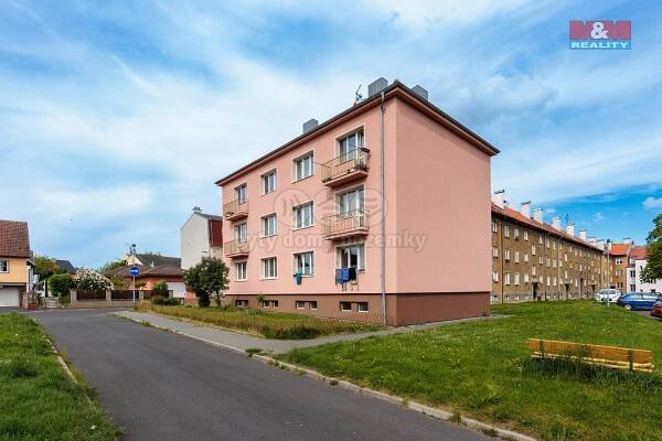 Prodej Byt 2+1, Lipová, Karlovy Vary - Dvory