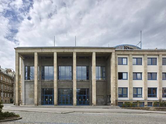 Dům kultury a odborů | Objekty | Jihlavský architektonický manuál