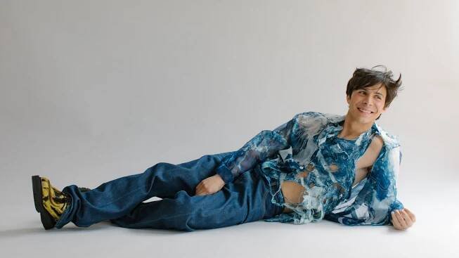 Netflix’s “Rebelde” Star Alejandro Puente on Season 2, LGBTQ+ Storytelling, and Playing a Bad Boy