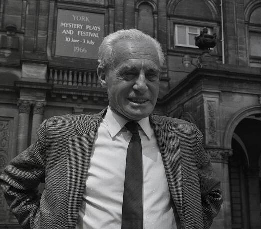 Hans Hess (Kunsthistoriker) – Wikipedia