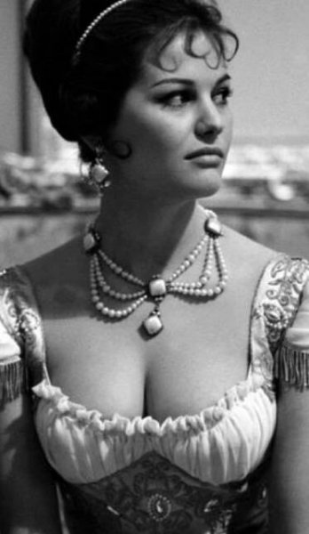 Claudia Cardinalová - Tajemná kráska - Z filmu