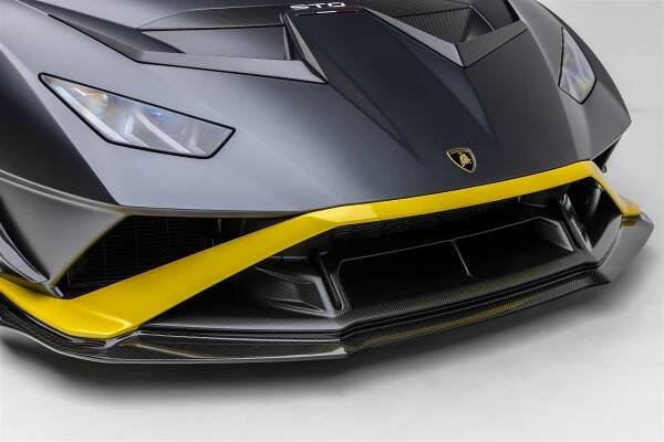 Vorsteiner Aero přední spoiler pro Lamborghini Huracan STO, r.v. 2021-, lesklý karbon | Escape6 