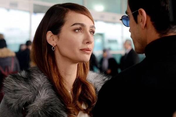 Siyah Beyaz Aşk - Episode 11 (E11) (2017)