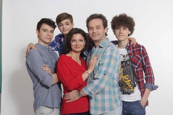 Marián Miezga vie, ako zatočí s pubertou svojich dvoch synov! Naučil ho to seriál Naši!