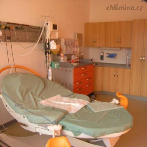 Porodnice Motol. Porodní sál.