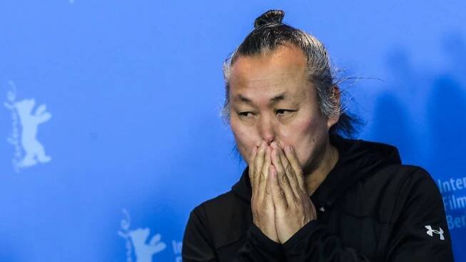 Král asijské kinematografie, korejský režisér Kim Ki-duk, zemřel na covid