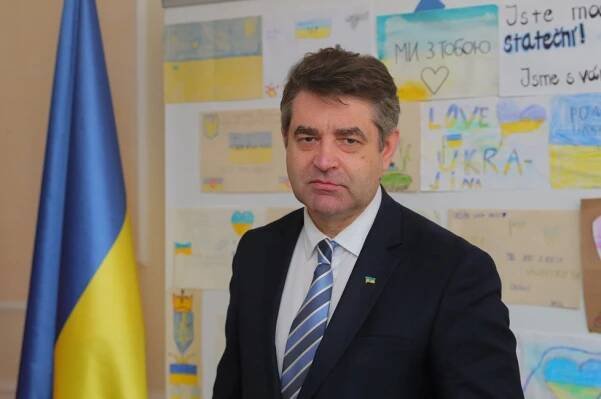 Česká vláda chce, aby měla Ukrajina v Praze velvyslance. Náhrada za Perebyjnise nedorazila