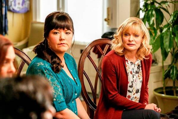 The Real O'Neals - The Real Book Club - Z filmu - Mary Hollis Inboden, Martha Plimpton