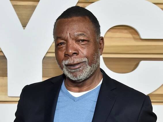 The Mandalorian's Pedro Pascal pays tribute to Carl Weathers after death