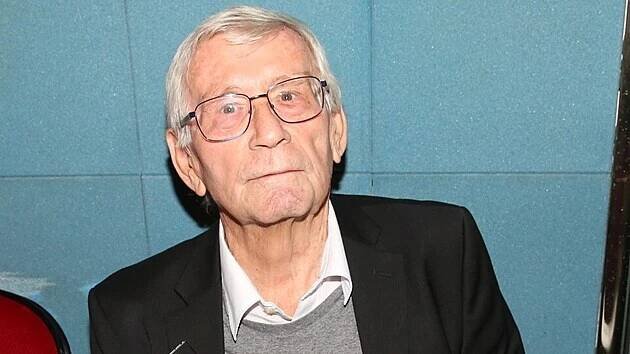 Jaroslav Suchánek dostal cenu Mistr zábavního umění do uměleckého sdružení ARTES (říjen 2024)