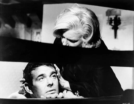 Signpost to Murder - Z filmu - Stuart Whitman
