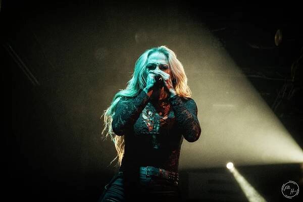 Butcher Babies, Heidi Shepherd/foto: Petr Hanč