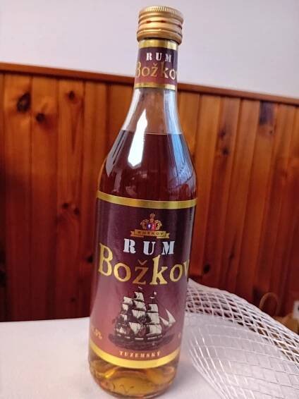 Rum tuzemský Božkov investiční alkohol na prodej - Alkobazar.cz