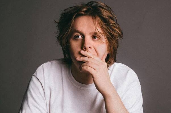 Lewis Capaldi Announces New Album, 2023 Tour Dates