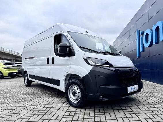 Peugeot Boxer 3300 L3H2 140k Manuál