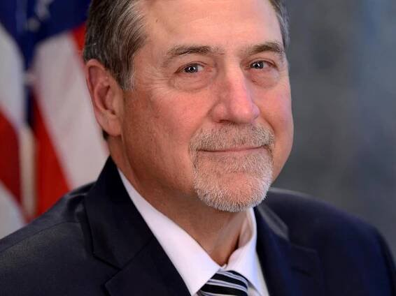 Former US Census Bureau director John Thompson, who guided preparations for 2020 head count, dies
