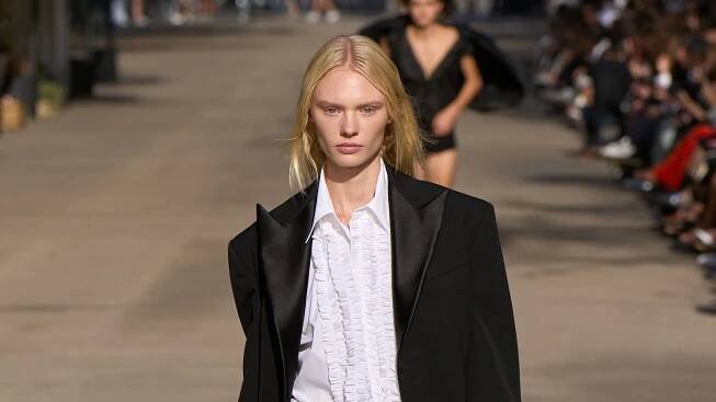 Stella McCartney Spring 2024 Ready-to-Wear Collection