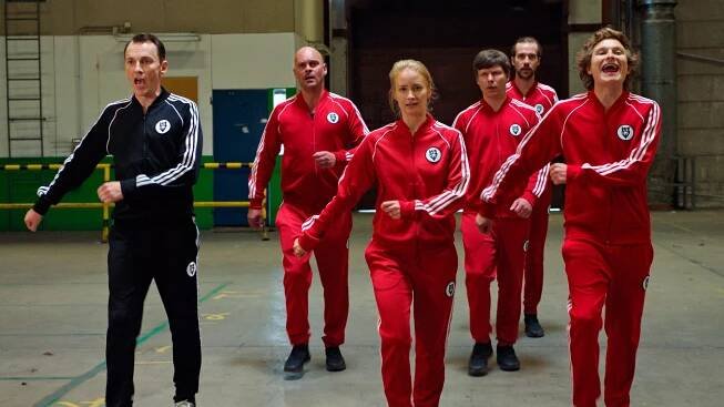 Marc Gassot, Ville Keskilä, Malla Malmivaara, Eero Milonoff, Tomi Alatalo, Elias Keränen - Suden hetki - Z filmu