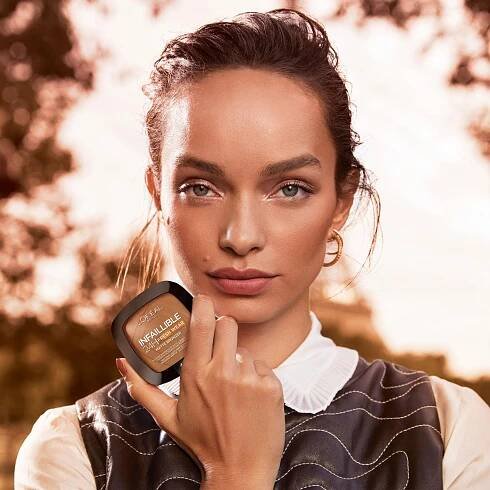 L'ORÉAL PARIS Infaillible 24H Fresh Wear Soft Matte Bronzer 250 Light jemně matný bronzer 9 gr