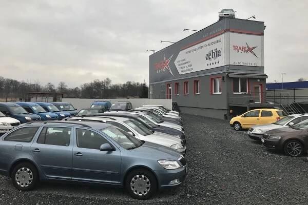 Auto TRAFEX foto 1