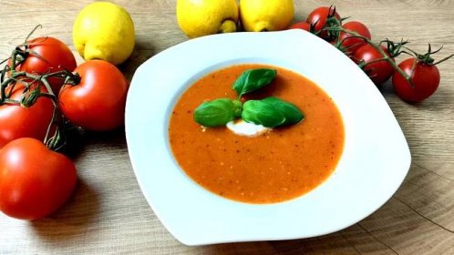 Krémová a svěží rajská polévka - Žádný špeky