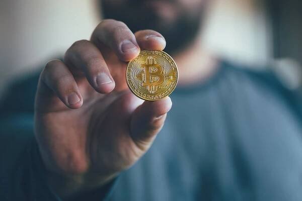 Kryptoměny – co to je, kurzy a jak investovat? - Vpenize.cz