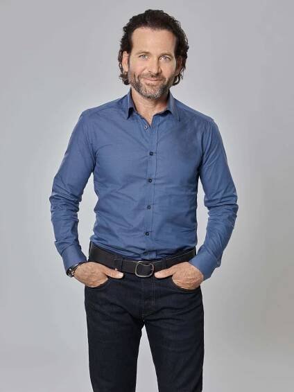 Eion Bailey - Deliver by Christmas - Promo