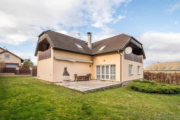 Pronájem Dům, Lomená, Šestajovice, okres Praha-východ