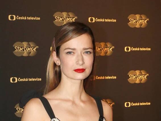 Vulgární Marika Šoposká ve Varech ukázala vše: Rýsující se bradavky a sexy pohledy - ČasProŽeny.cz
