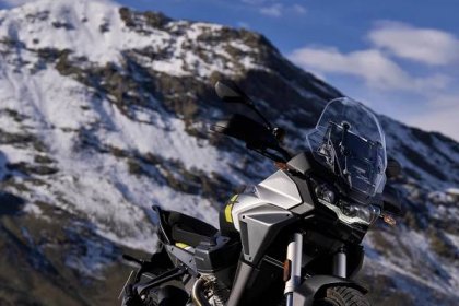 Moto Guzzi Stelvio – nekonečná cesta | LivePR Press