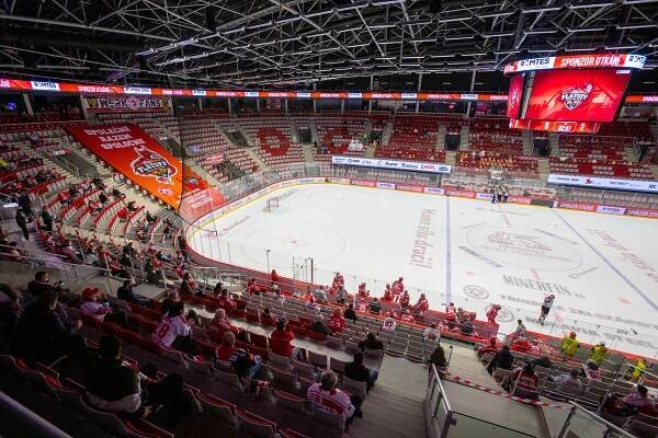 Fanoušci na hokeji? První vlaštovka. V Třinci jich mohlo na finále tři sta