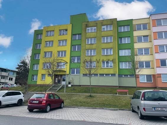 Prodej bytu 3+1 s balkonem, Čechova ul. Lišov - Mgr. Michaela Šlencová