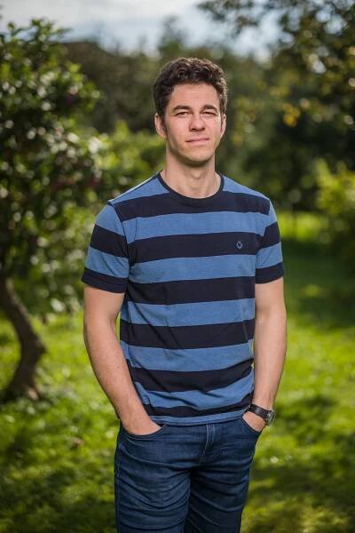 FOTO: Marek Adamczyk jako Martin. – stránka 19