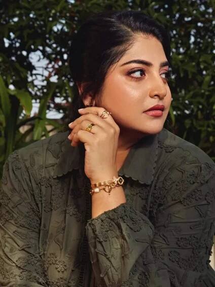 Unmissable! Manjima Mohan’s captivating pictures