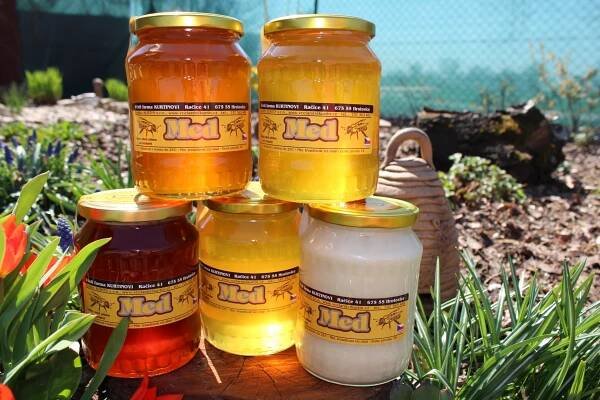 Galerie – Včelí farma Kurtinovi